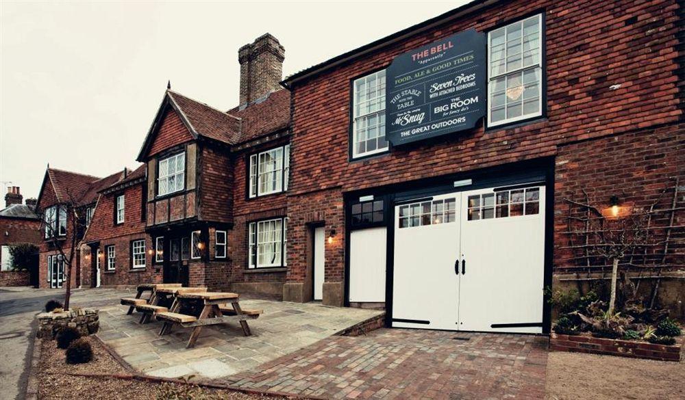 Old Bull Inn Royston  Exteriör bild
