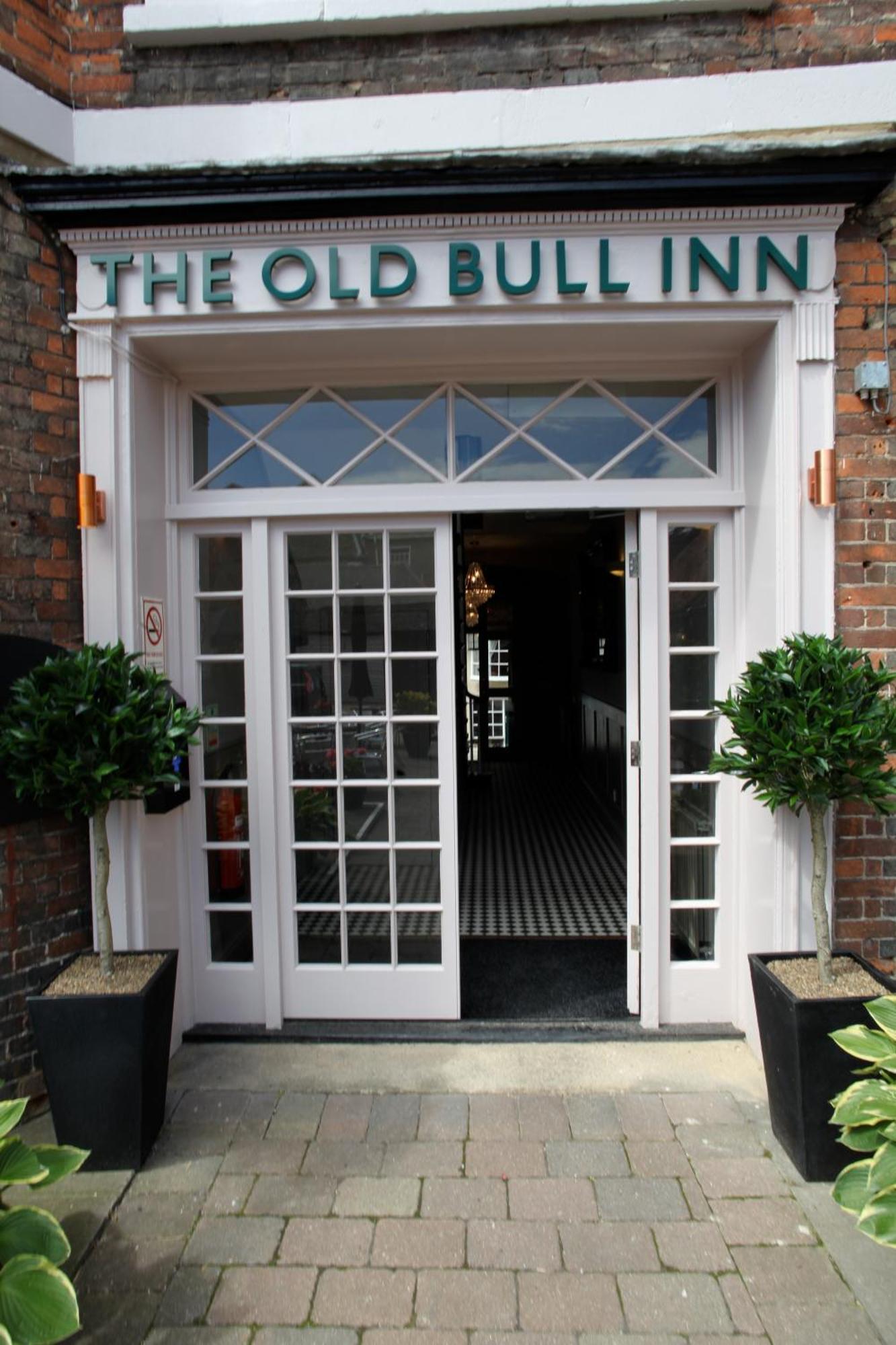Old Bull Inn Royston  Exteriör bild